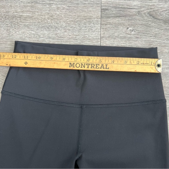 Lululemon Black High-Waisted Leggings size 6 - Picture 8 of 9